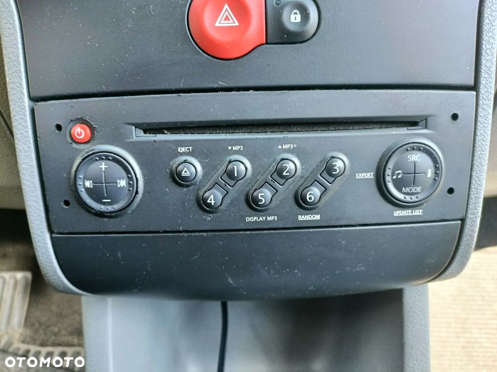 RENAULT MODUS 04-12 2011 r. radioodtwarzacz radioodbiornik radio  * - 1