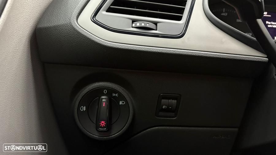 SEAT Leon ST 1.6 TDI S&S Reference - 7