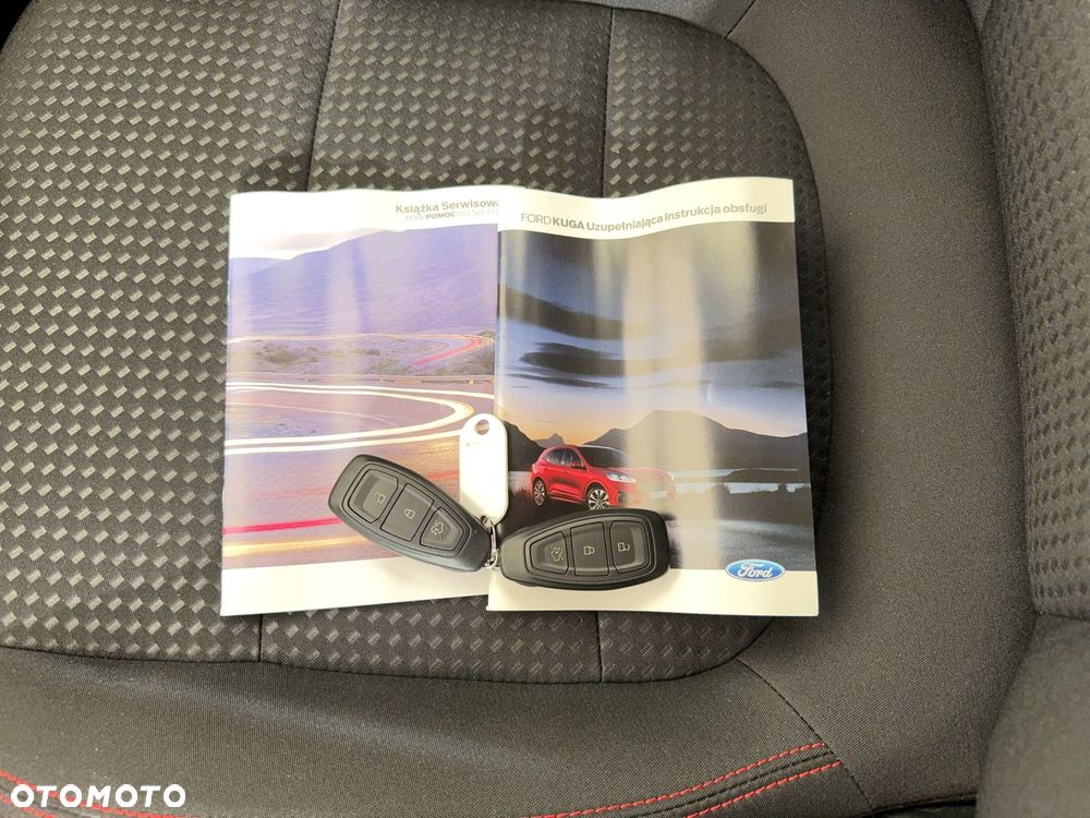 Ford Kuga - 32