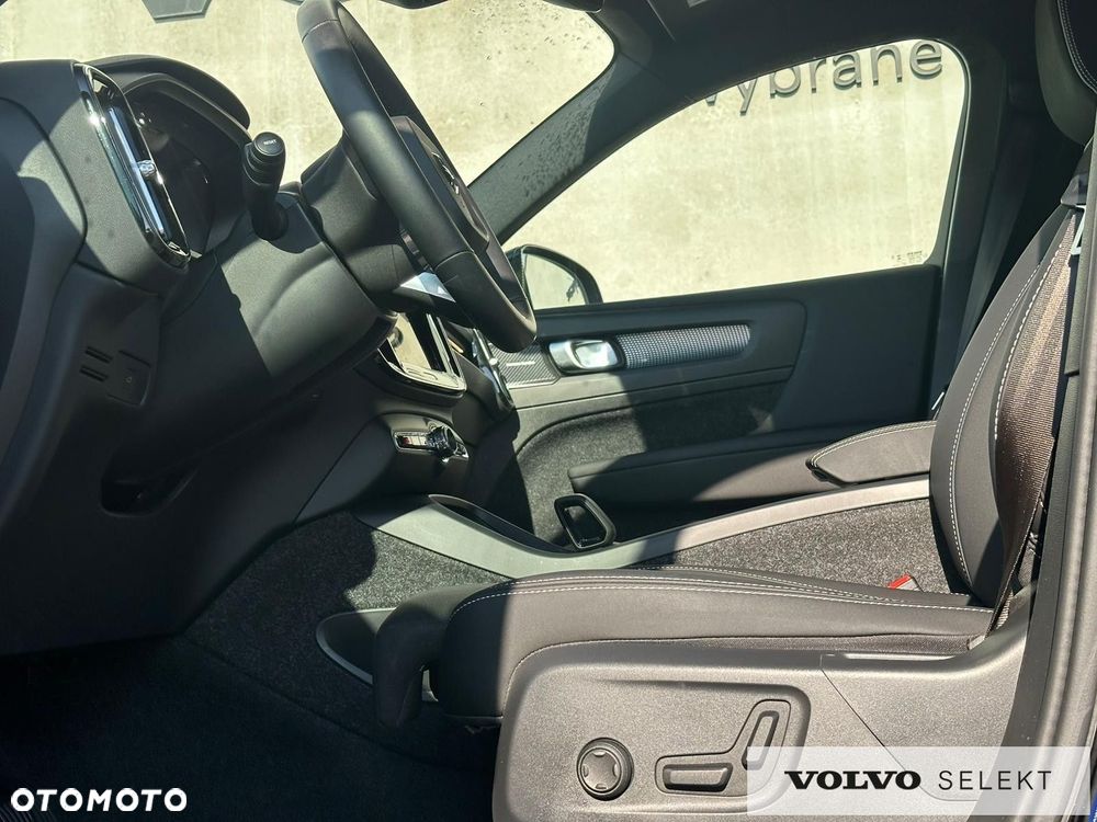 Volvo XC 40 - 22
