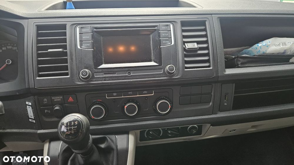 Volkswagen Transporter - 15