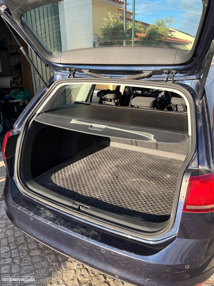VW Golf Variant - 14