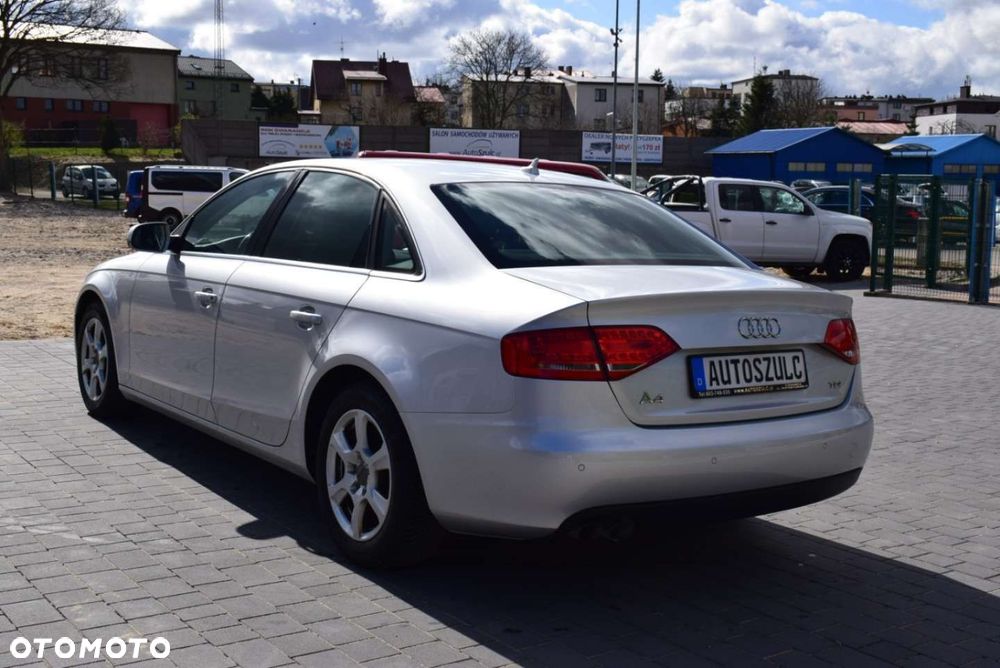 Audi A4 Limousine 2.0 TDI DPF Ambiente - 9