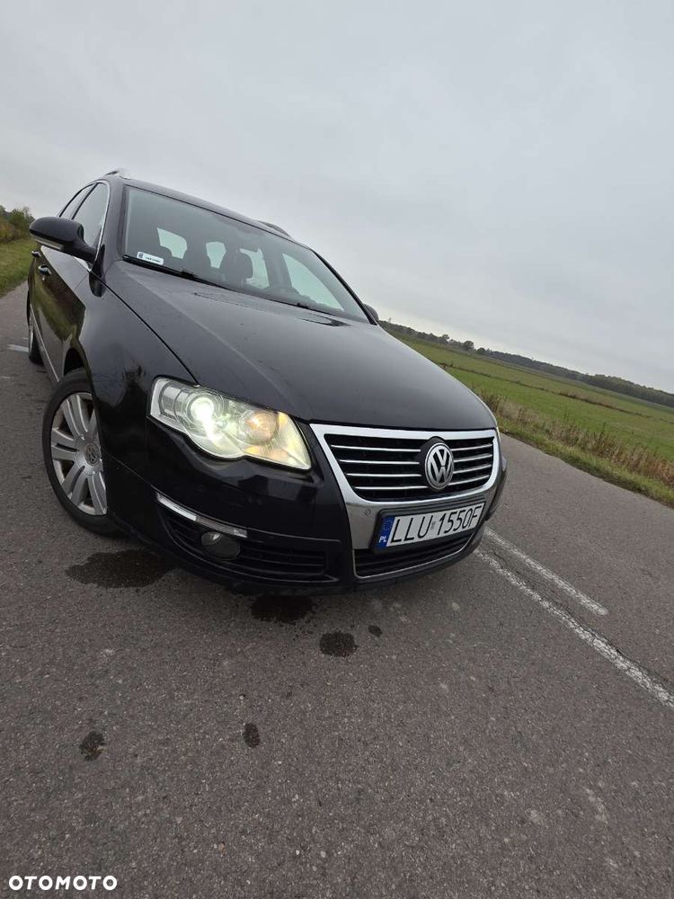Volkswagen Passat - 2