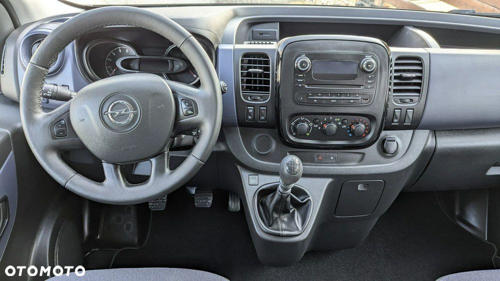 Opel Vivaro - 25