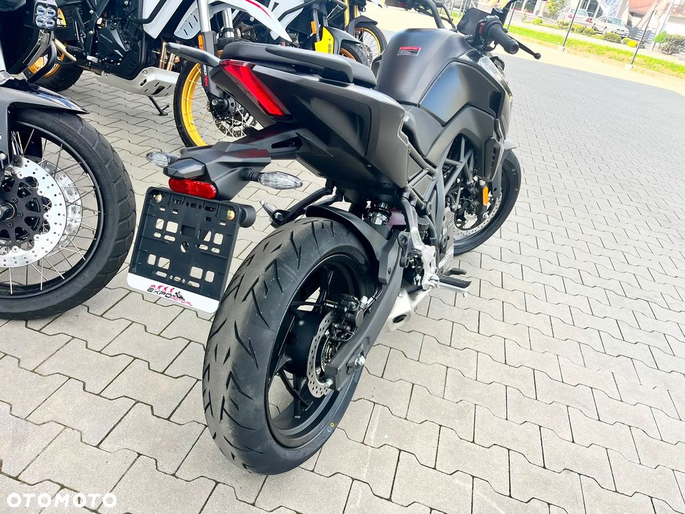 VOGE R125S - 5
