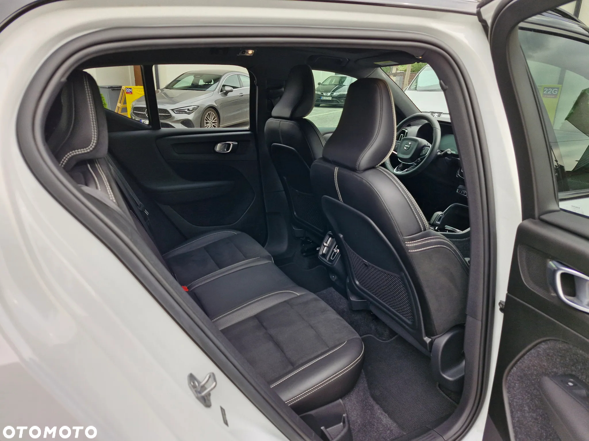 Volvo XC 40 T5 AWD R-Design - 21