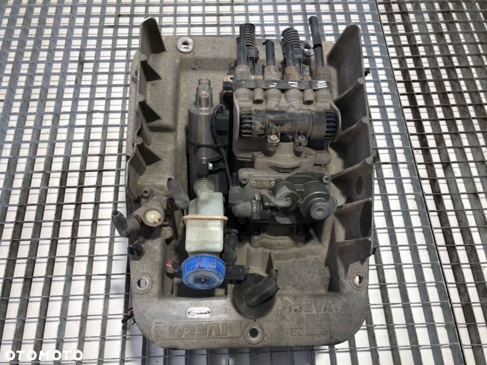 PEDAŁY  IVECO STRALIS I 2002 - 2022 AS 260S48 353 kW [480 KM] 6x2/4 2002 41211429 - 5