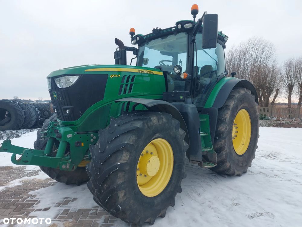 John Deere 6175R - 2