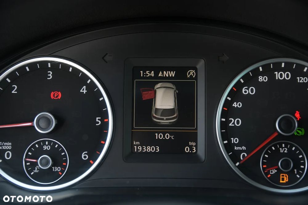 Volkswagen Tiguan 2.0 TDI 4Mot Perfectline R-Style DSG - 29