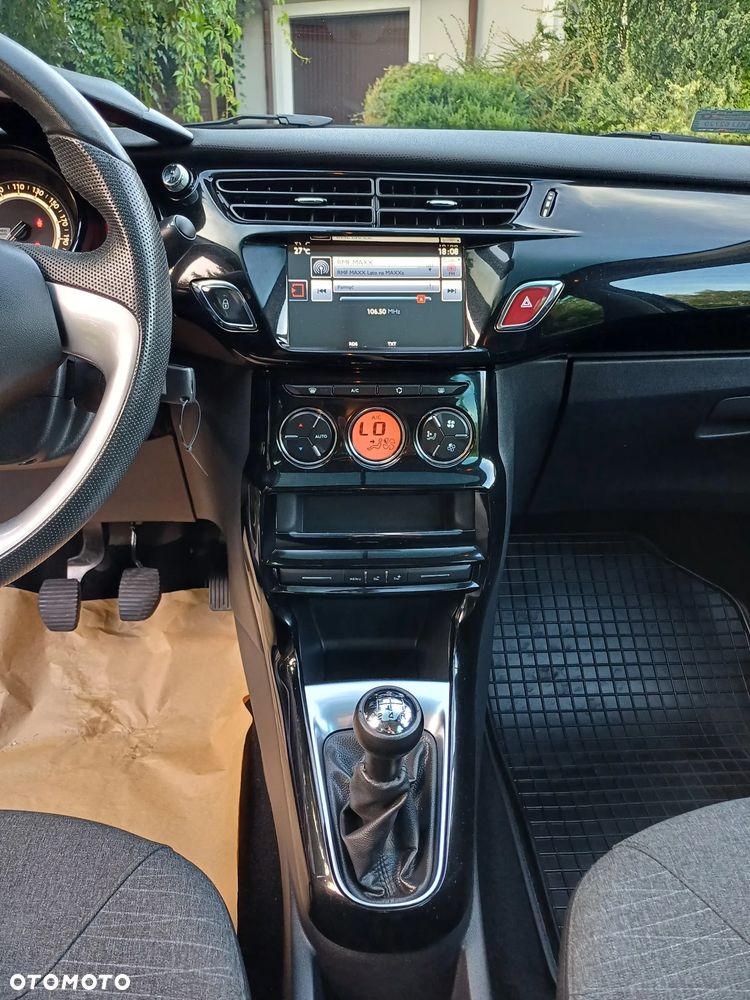 Citroën C3 1.2 PureTech Exclusive - 29