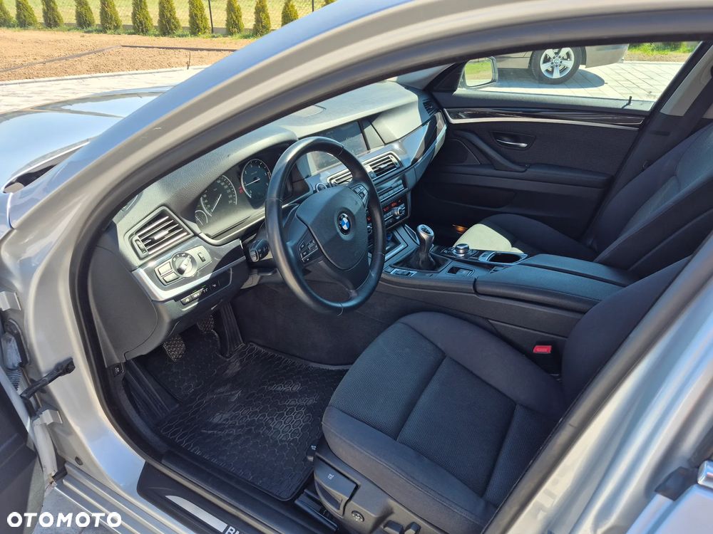 BMW Seria 5 520d - 9