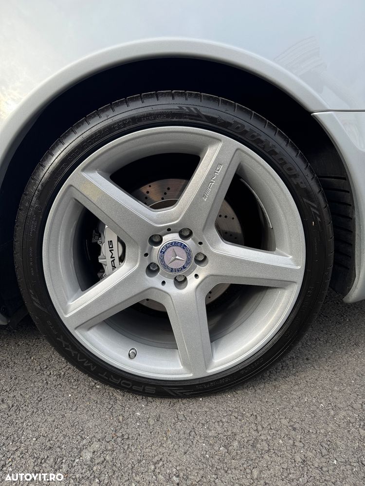 Mercedes-Benz SL 55 AMG - 11