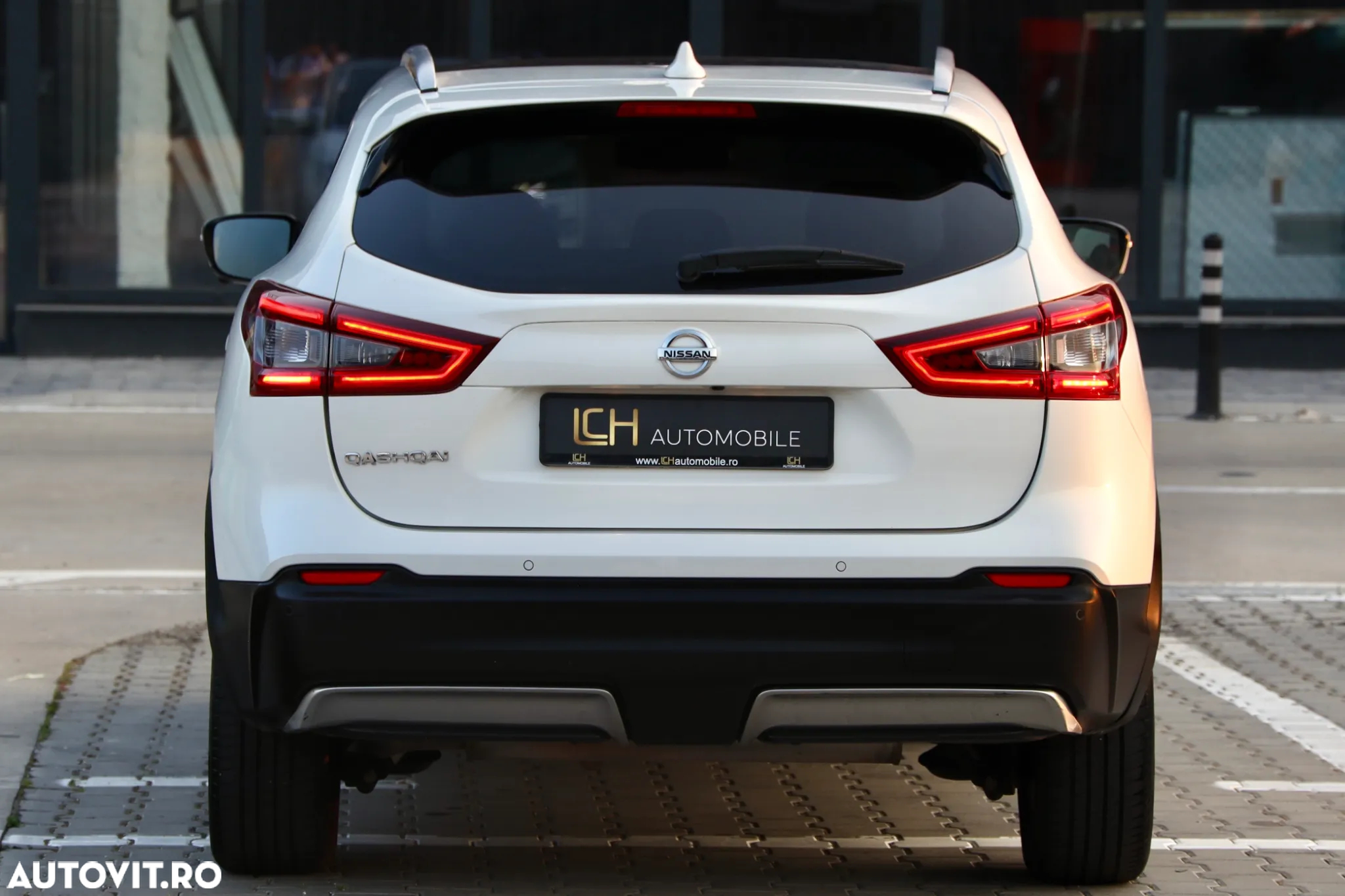 Nissan Qashqai 1.6 DCI Start/Stop X-TRONIC Tekna - 10