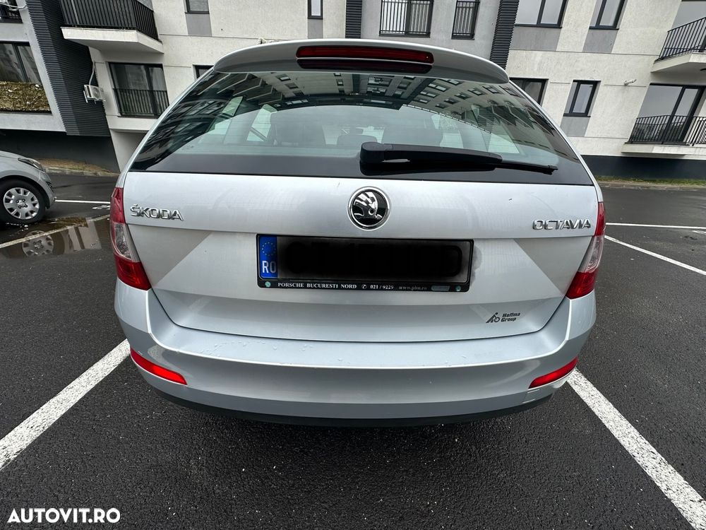 Skoda Octavia 2.0 TDI DSG Style - 23