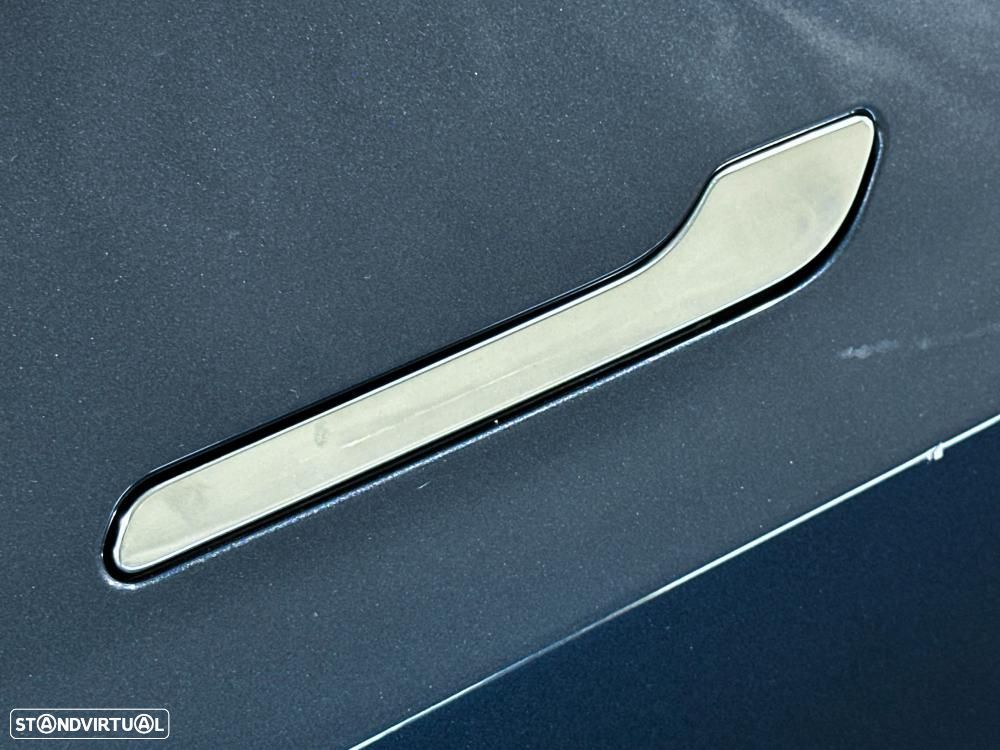 Tesla Model 3 Long-Range Dual Motor AWD - 19