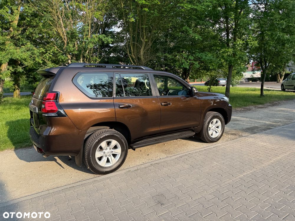 Toyota Land Cruiser LC 2.8 D-4D Prado - 3