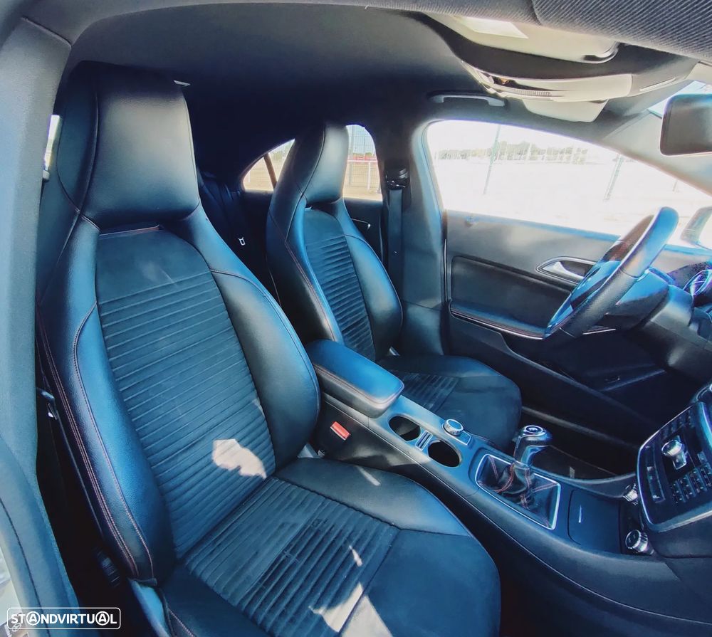 Mercedes-Benz CLA 200 CDI AMG Line - 9