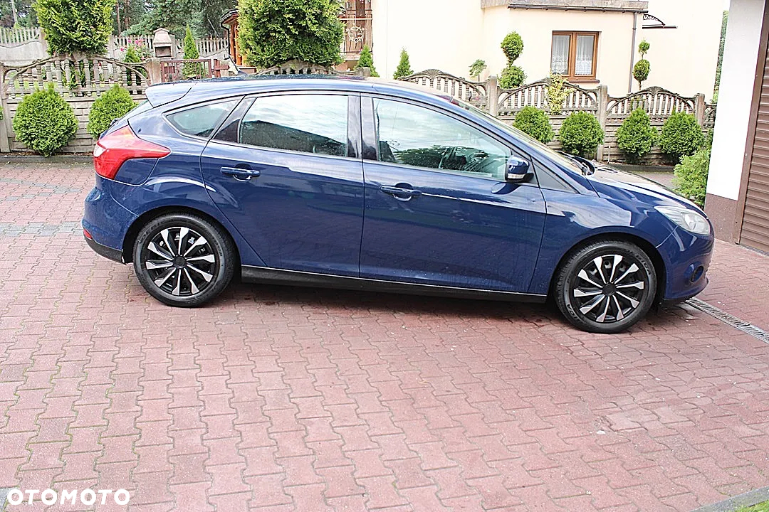 Ford Focus 1.6 Ambiente - 3
