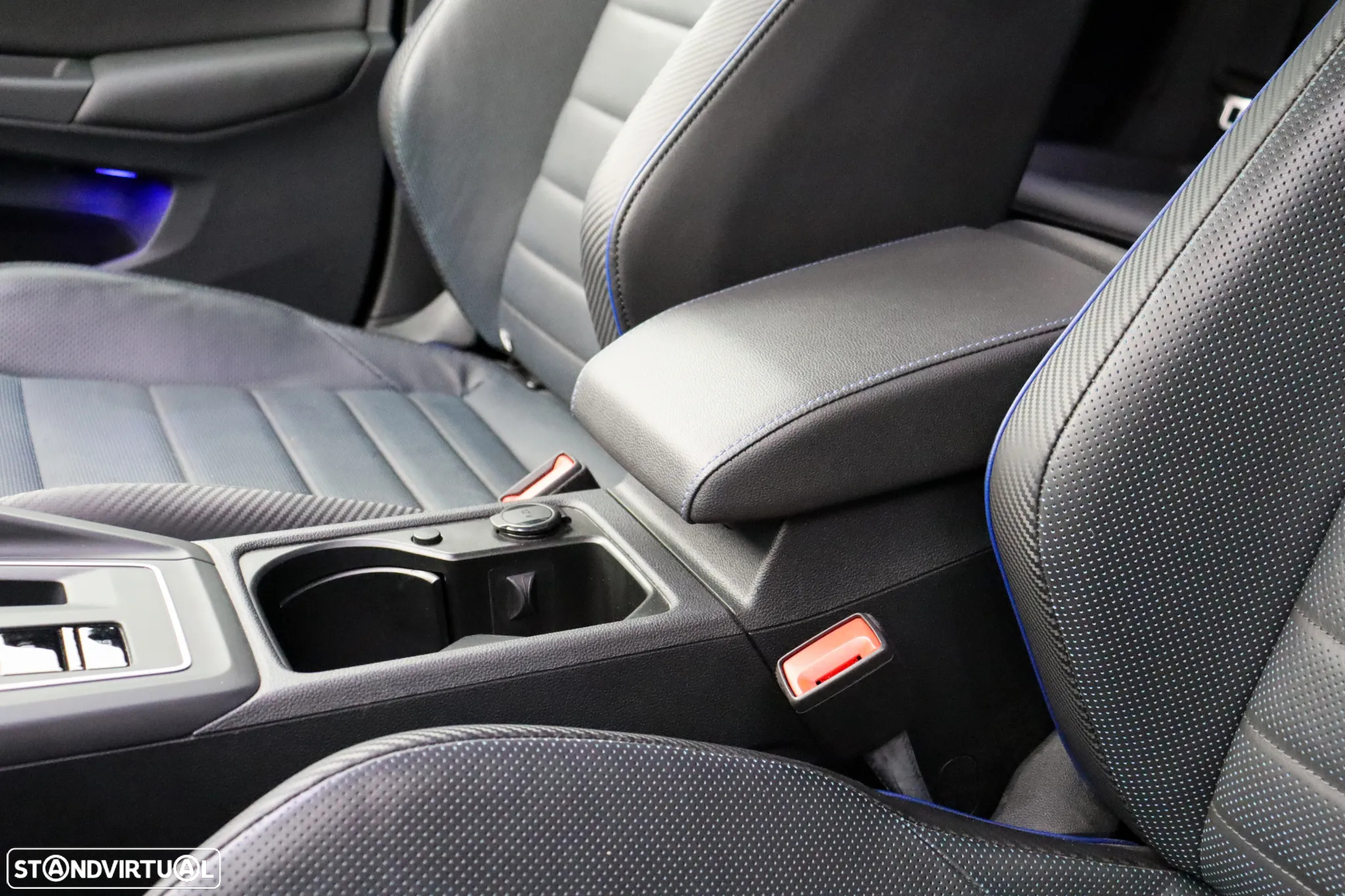 VW Golf 2.0 TSI R DSG - 34