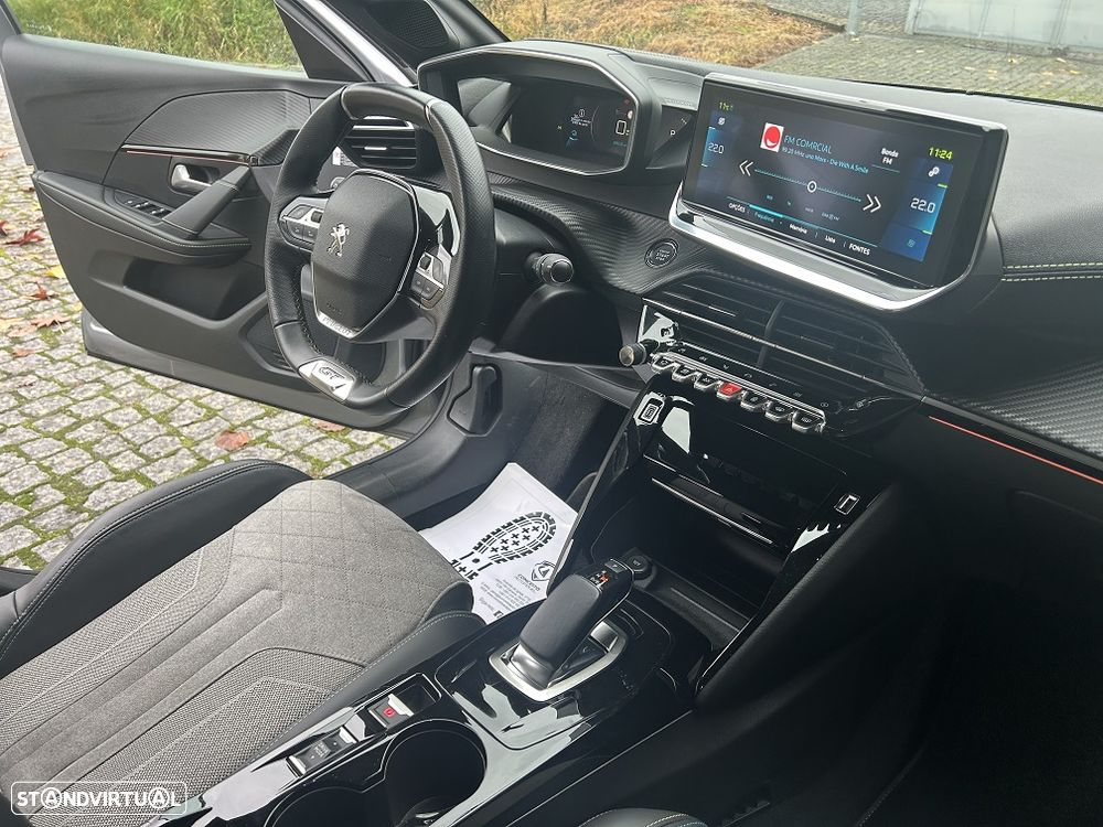 Peugeot e-208 GT Pack - 22