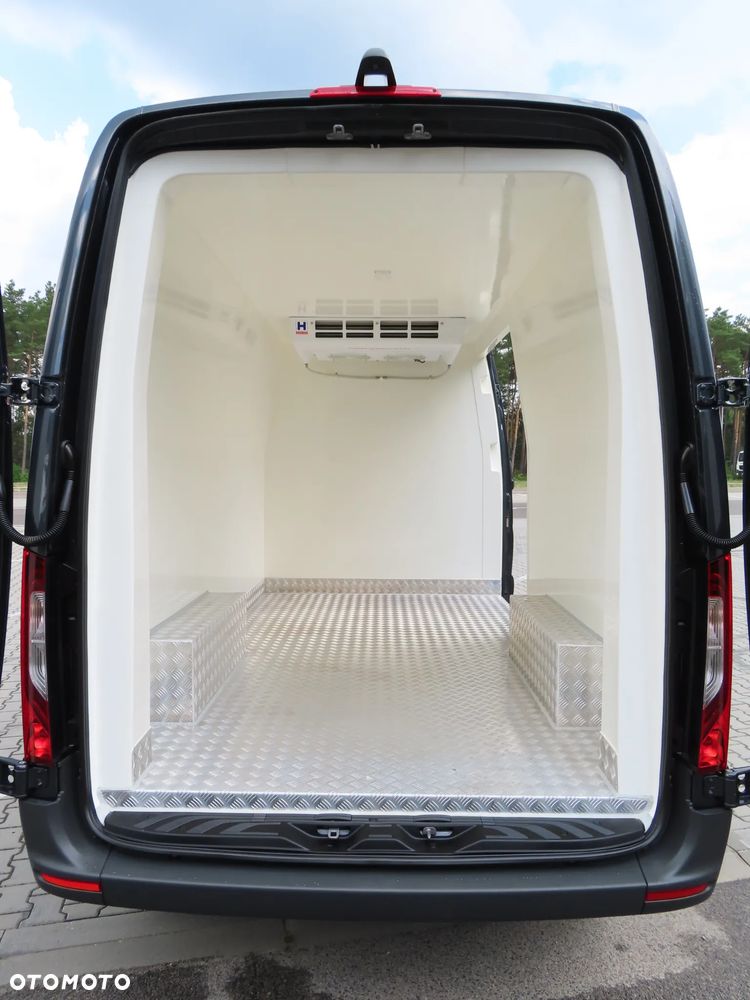 Mercedes-Benz Sprinter 4x4 319 CDI V6 3.0 CDI 190 KM Automat 7G-Tronic Chłodnia -30*C Agregat Chłodniczy Rozstaw Osi 3665 mm Ładowność 1067 Kg WZMACNIANY Przebieg 10 Tys Km Jedyny Taki UNIKAT Stan NOWY Jak Z Fabryki POLECAM - 21