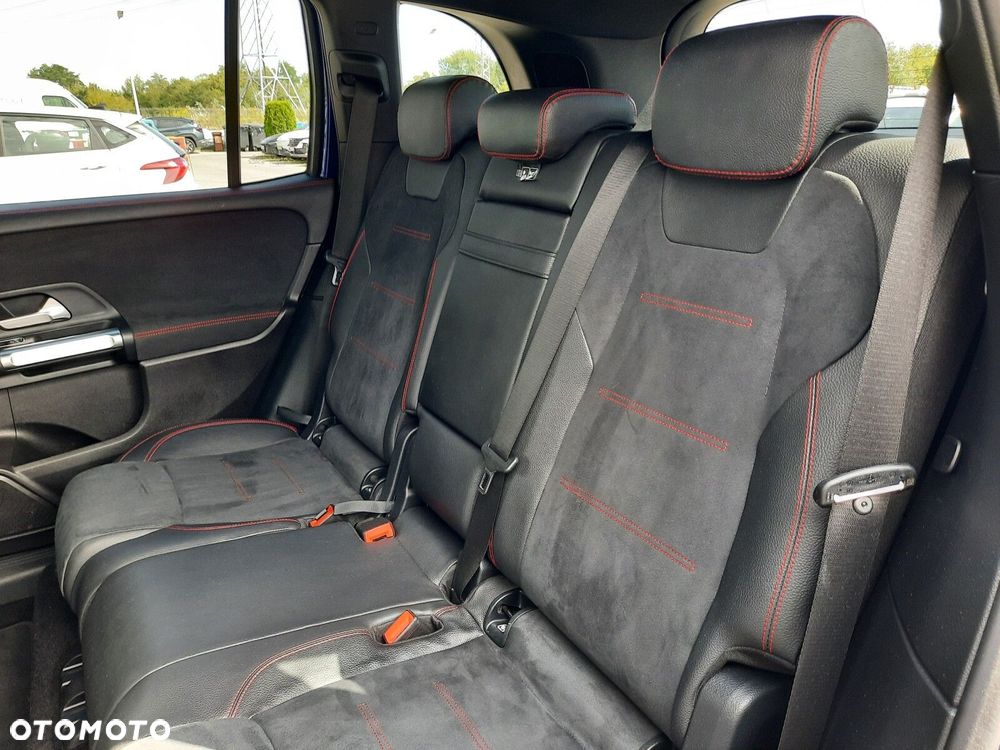Mercedes-Benz GLB 200 d 4-Matic AMG Line 8G-DCT - 16