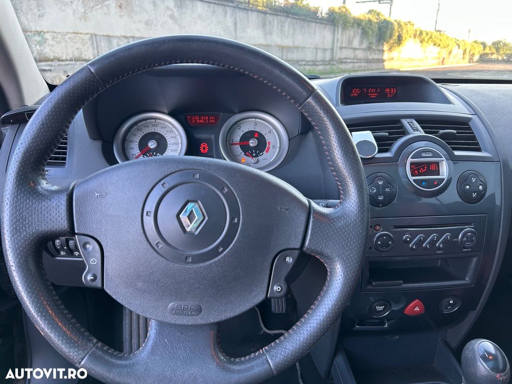 Renault Megane II Coupe-Cabriolet 1.9 dCI Dynamique - 12