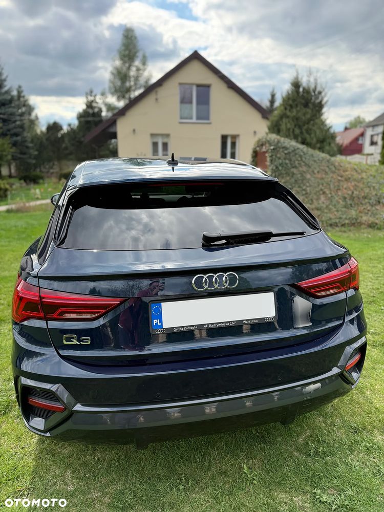 Audi Q3 Sportback - 8