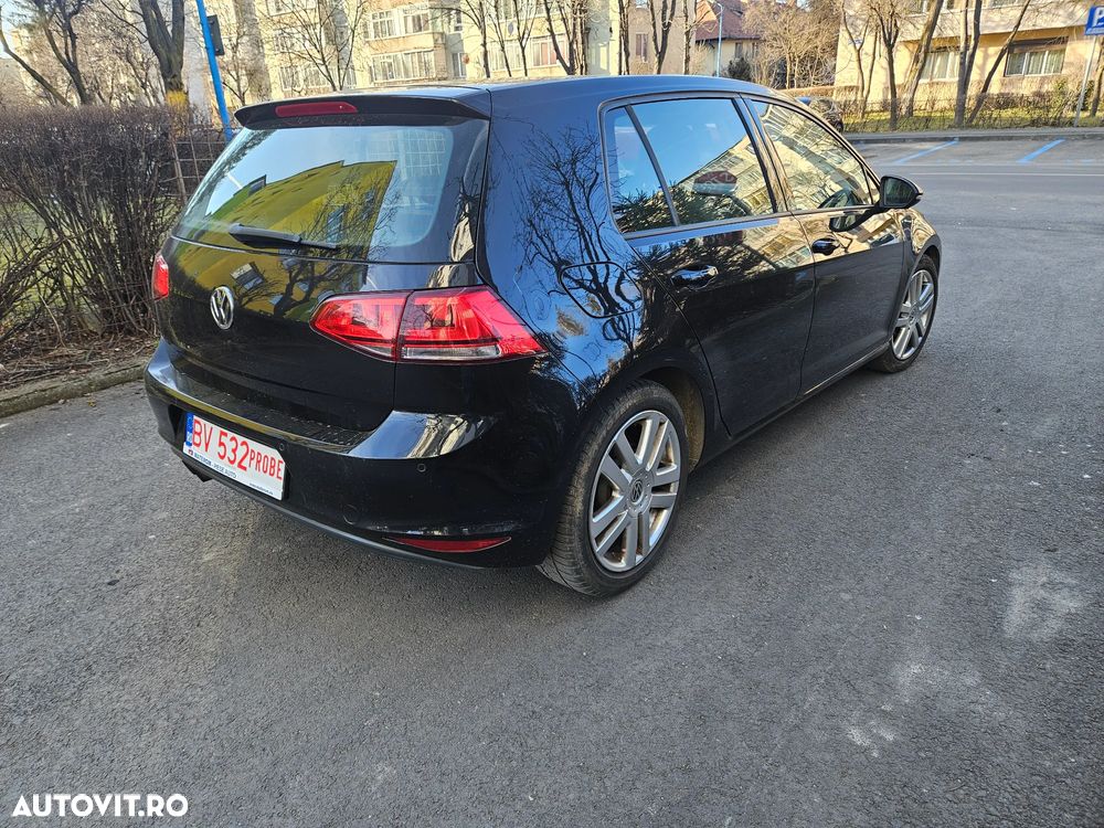 Volkswagen Golf - 4