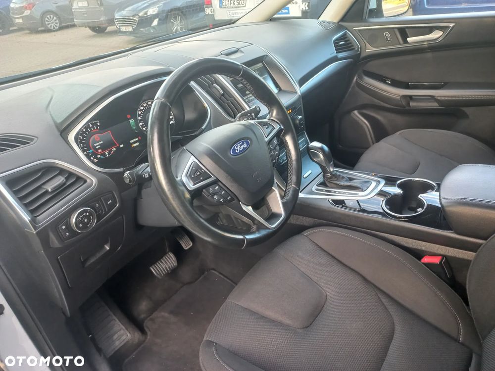 Ford S-Max - 18