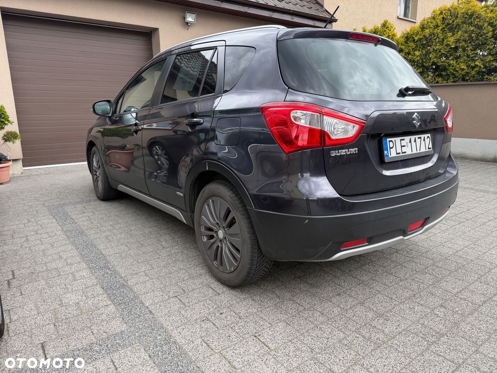 Suzuki SX4 - 1
