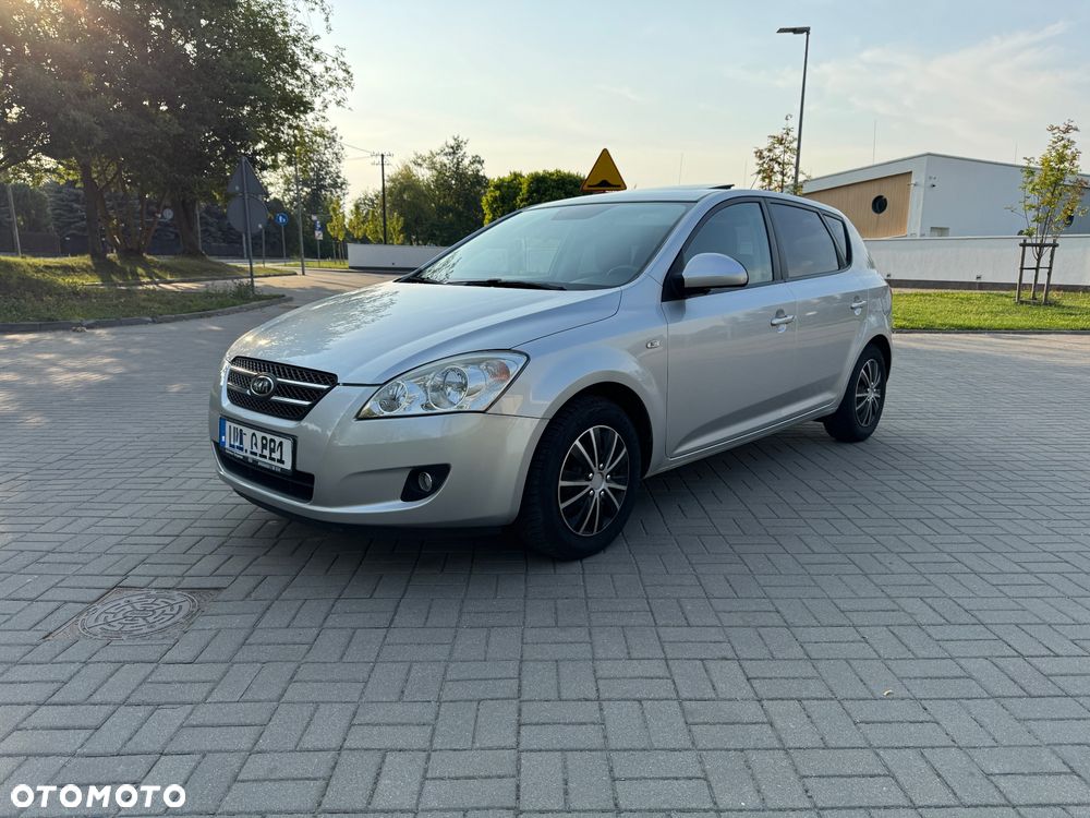 Kia Ceed - 2