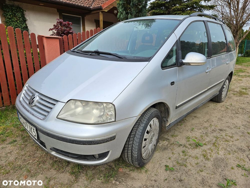 Volkswagen Sharan 1.9 TDI Basis - 1