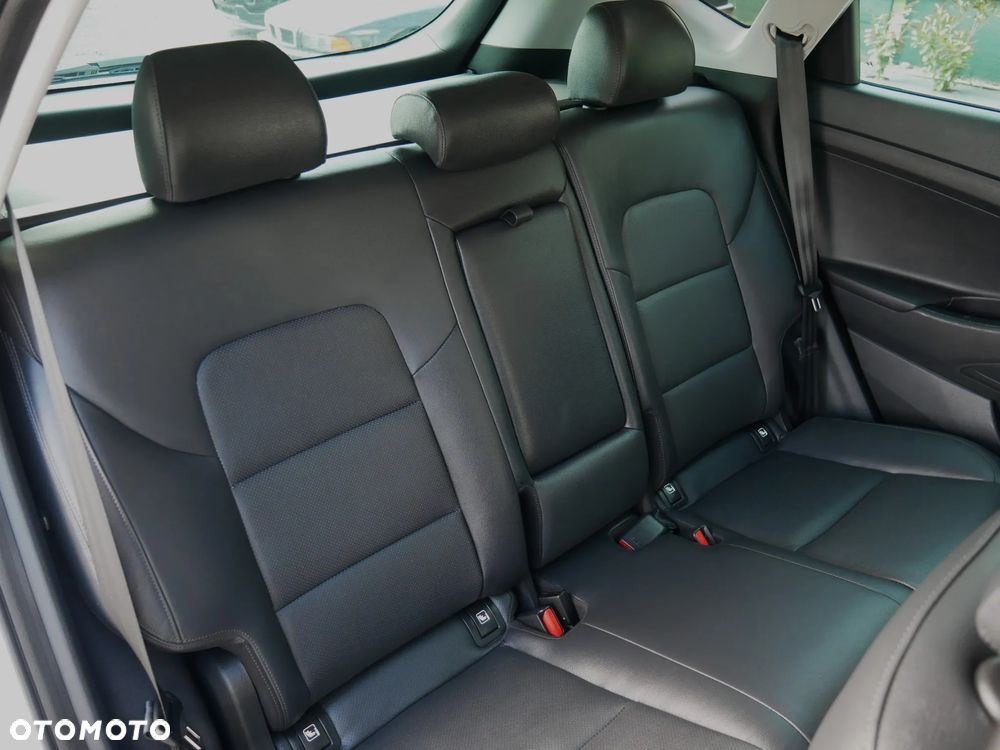 Hyundai Tucson 1.6 GDi 2WD Select - 26