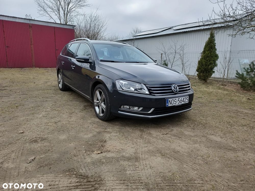Volkswagen Passat 2.0 TDI DPF BlueMotion Technology Comfortline - 1