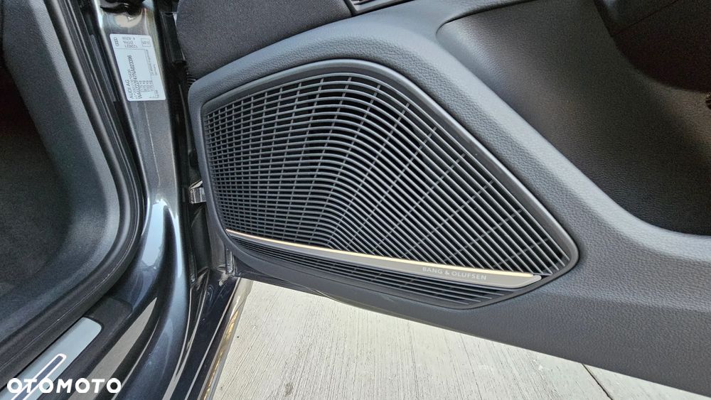 Audi A4 Avant 40 TDI mHEV S Line S tronic - 13