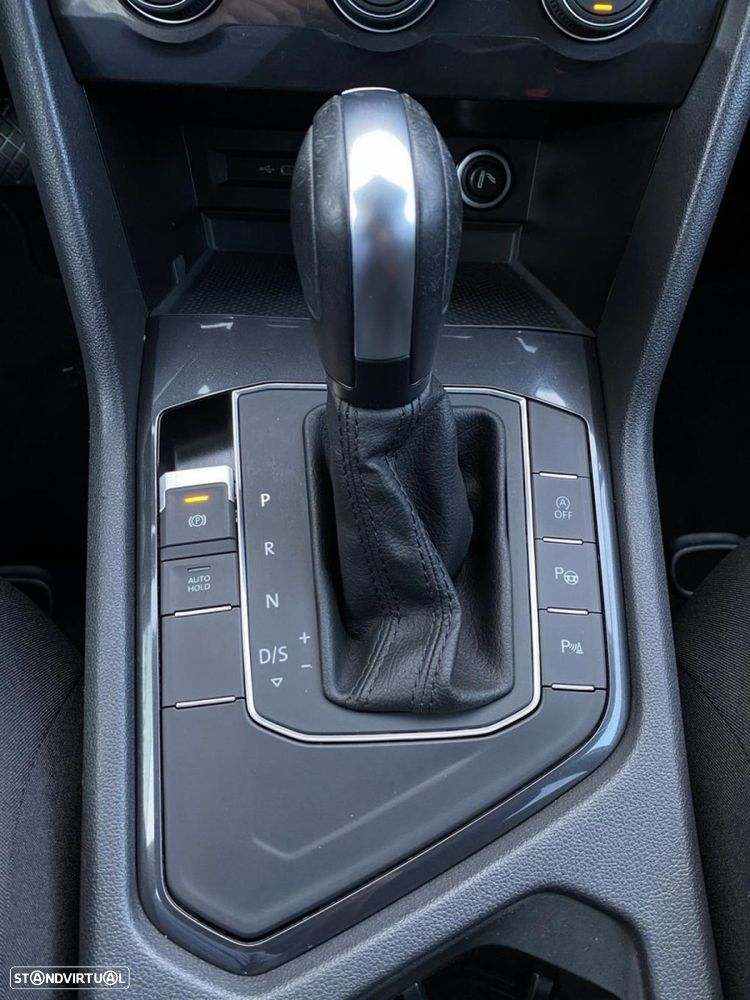 VW Tiguan Allspace 2.0 TDI Confortline DSG - 27