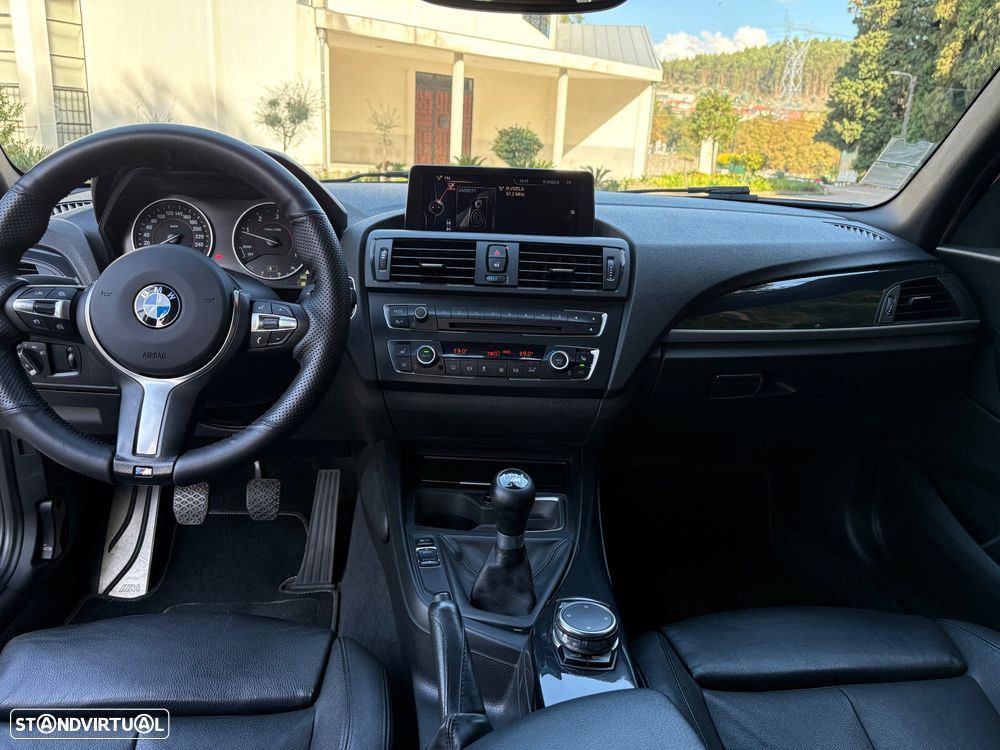 BMW 118 d Pack M - 15