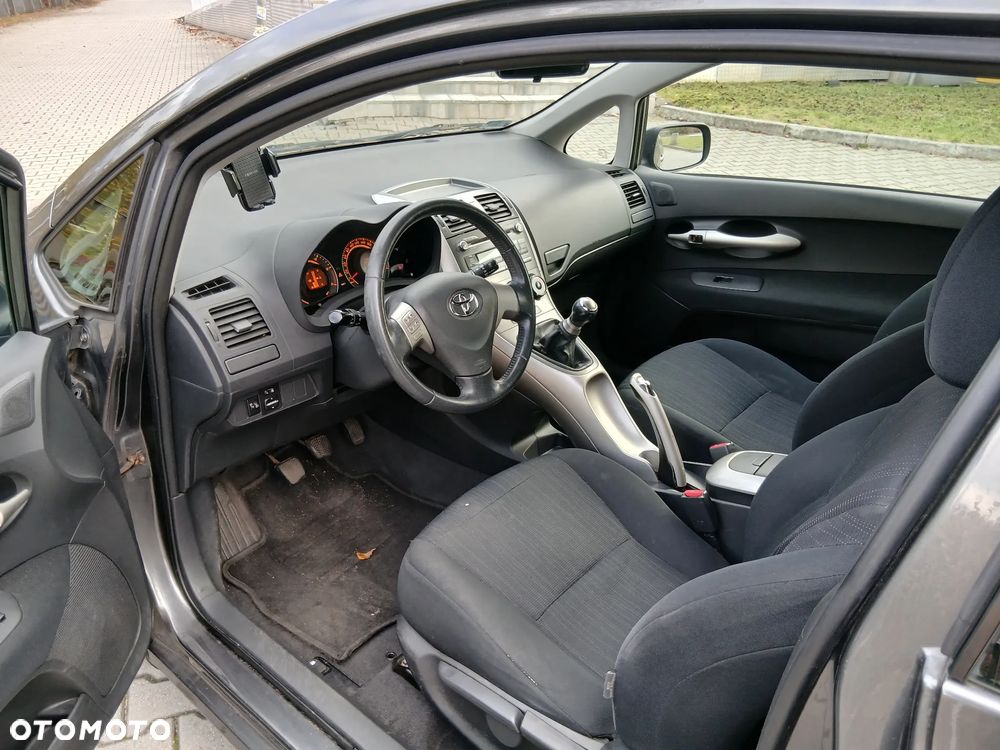 Toyota Auris 1.4 D-4D Premium - 5