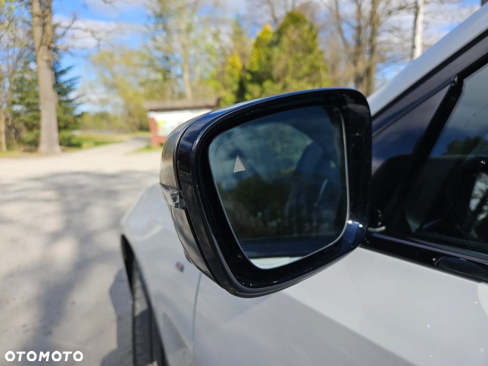 BMW Seria 3 M340i xDrive - 33