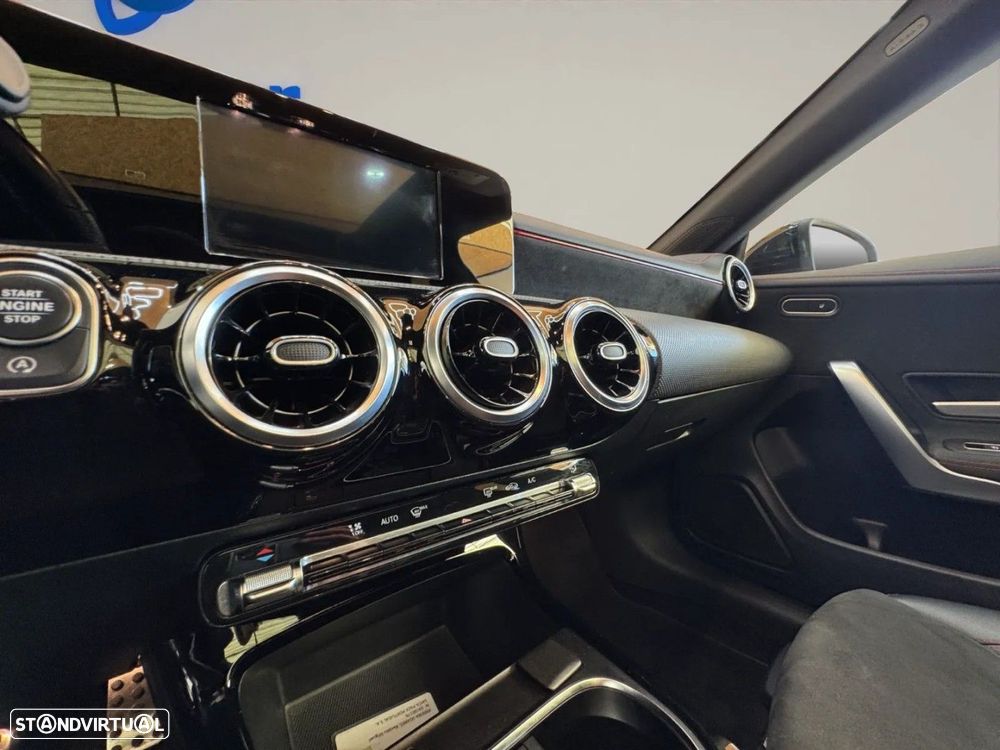 Mercedes-Benz CLA 200 d - 14