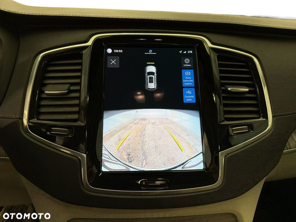 Volvo XC 90 - 22