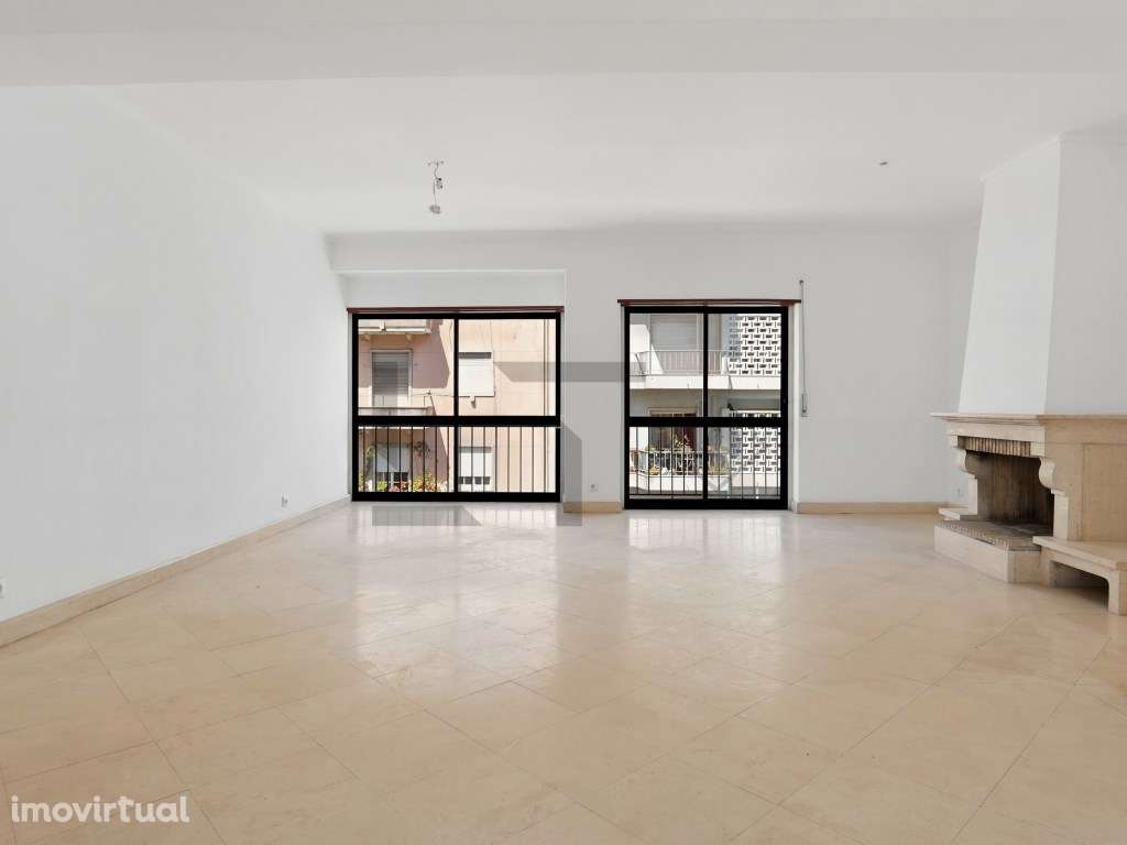 Apartamento T4 para Arrendamento em Campo de Ourique com Garagem e ... - Grande imagem: 4/35