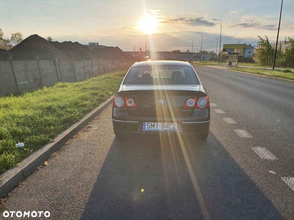 Volkswagen Passat 1.9 TDI Comfortline - 8
