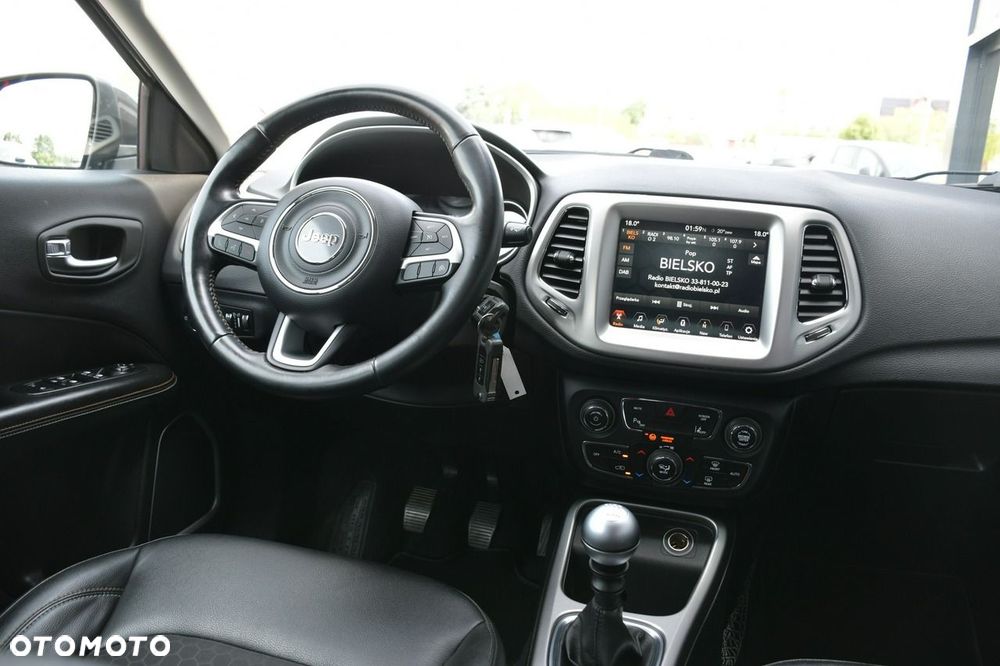 Jeep Compass - 15
