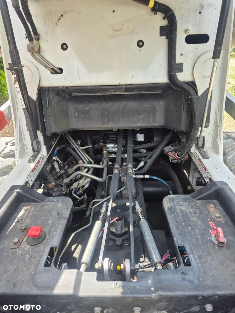 Bobcat S750 - 17