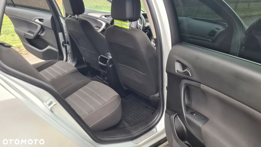 Opel Insignia 2.0 CDTI - 38