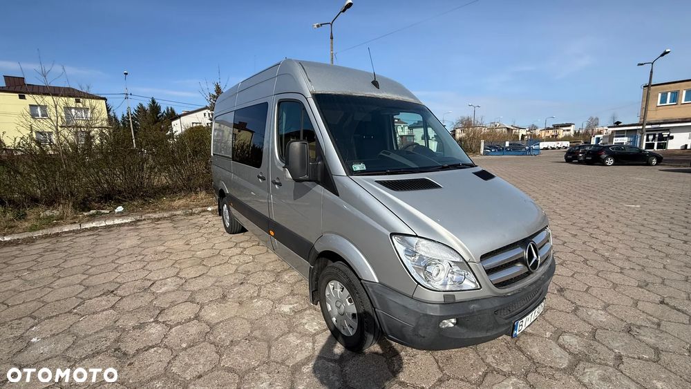 Mercedes-Benz Sprinter - 15