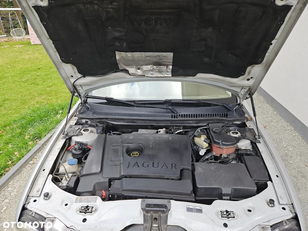 Jaguar X-Type 2.0 - 13